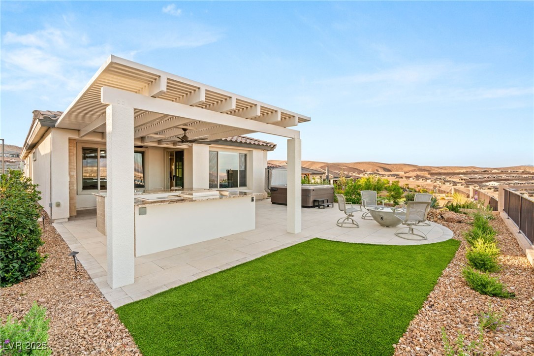 46 Lake Bluff Court