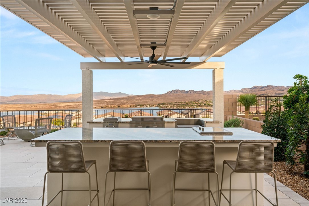 46 Lake Bluff Court