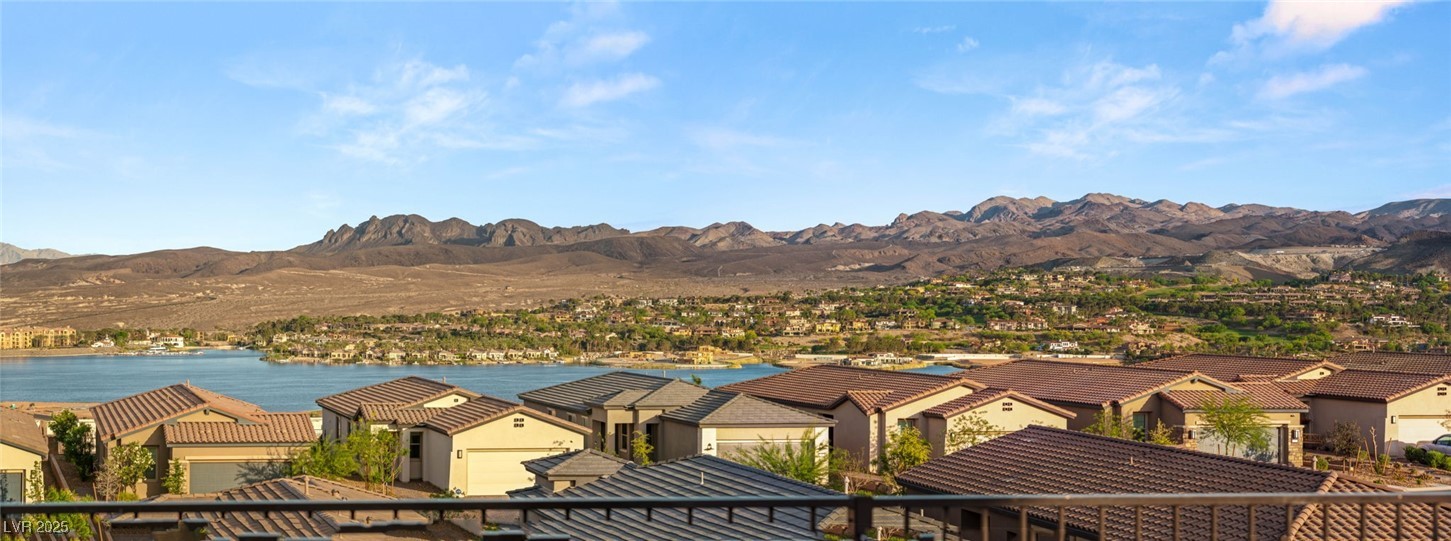 46 Lake Bluff Court