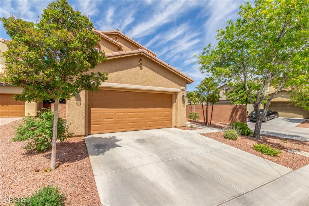 10528 Emerald Path Avenue