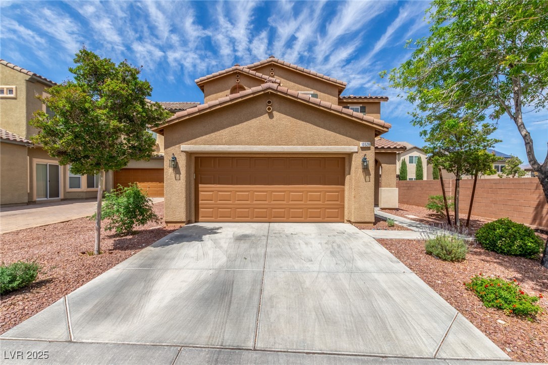 10528 Emerald Path Avenue