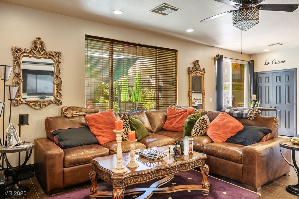 301 NEW RIVER Circle