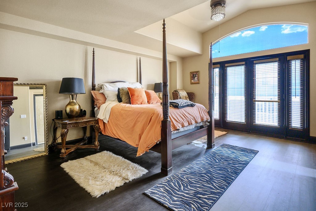 301 NEW RIVER Circle