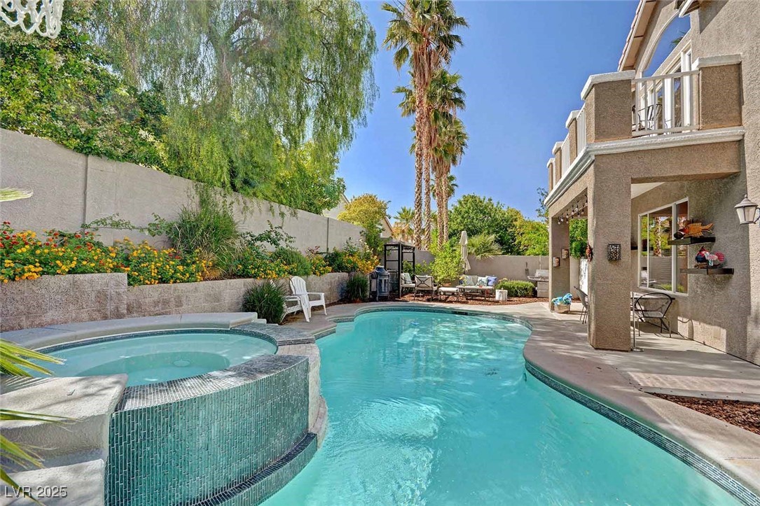 301 NEW RIVER Circle