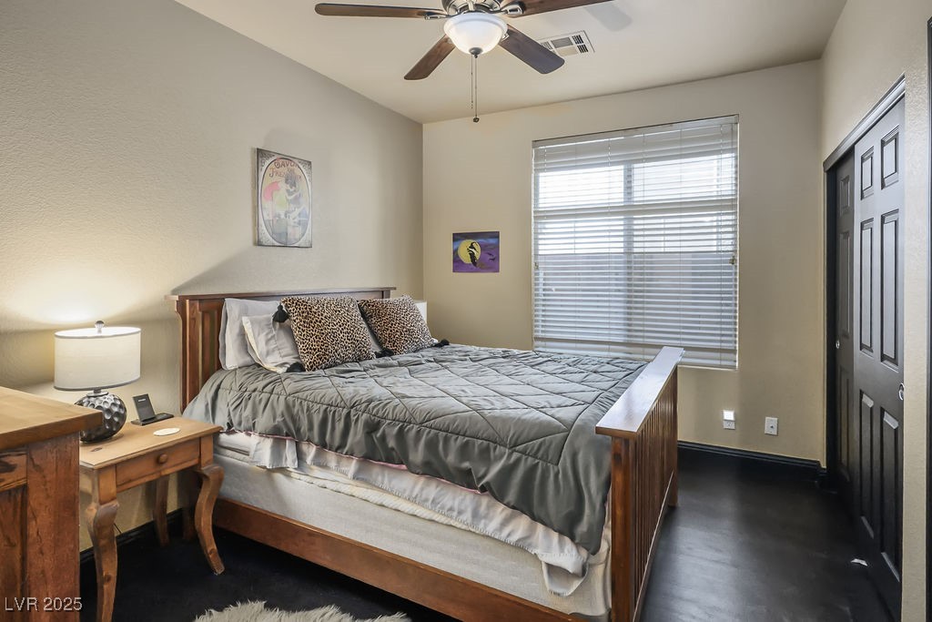 301 NEW RIVER Circle