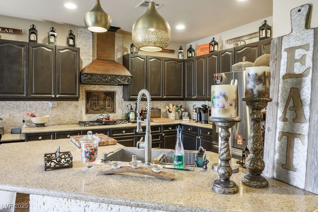 301 NEW RIVER Circle