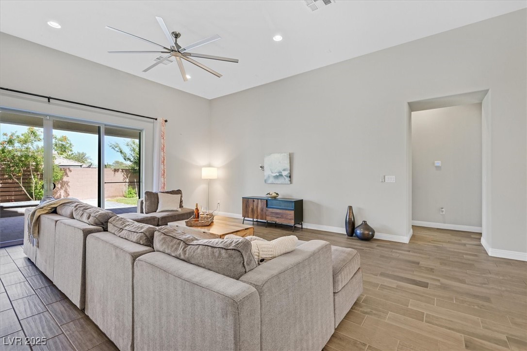3870 Valles Caldera Court
