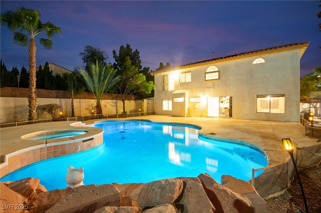 10804 Barnard Bee Court