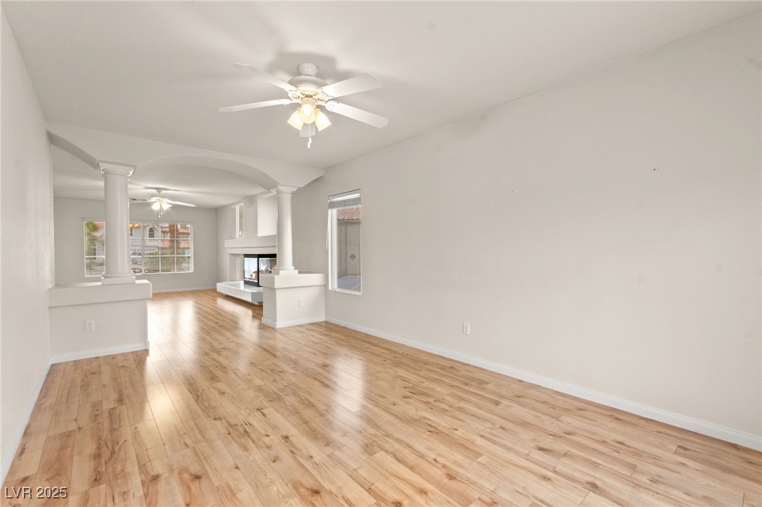 10804 Barnard Bee Court