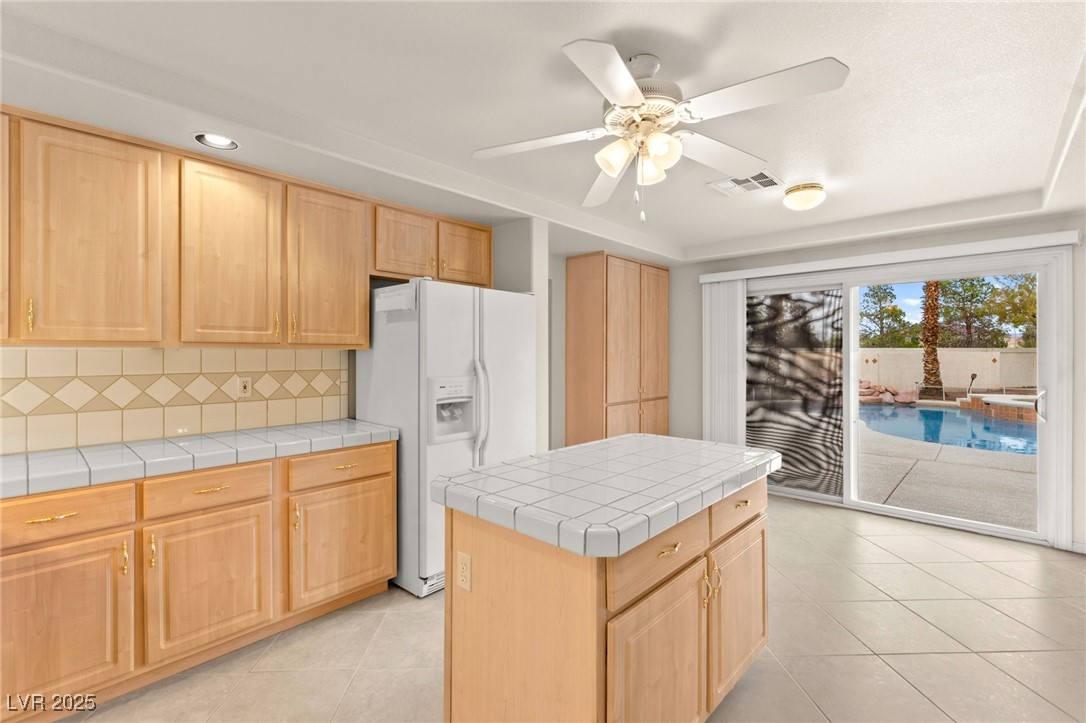 10804 Barnard Bee Court