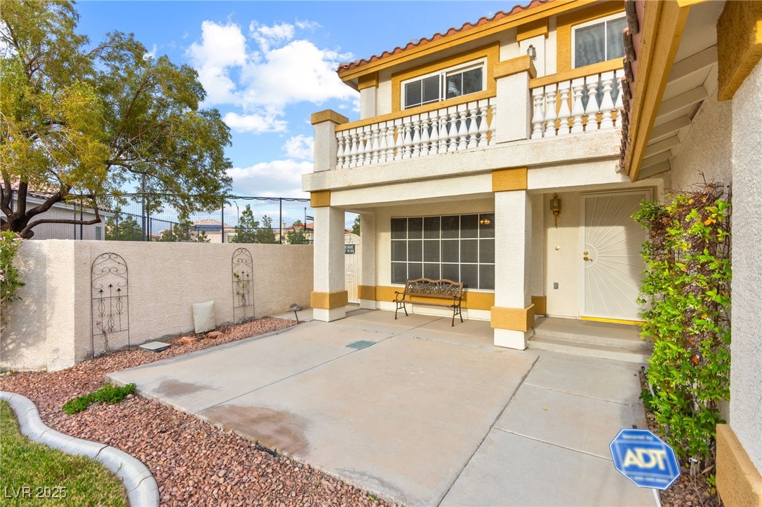 10804 Barnard Bee Court