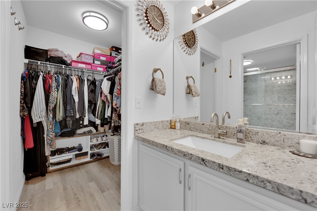 3125 North Buffalo Drive 2103