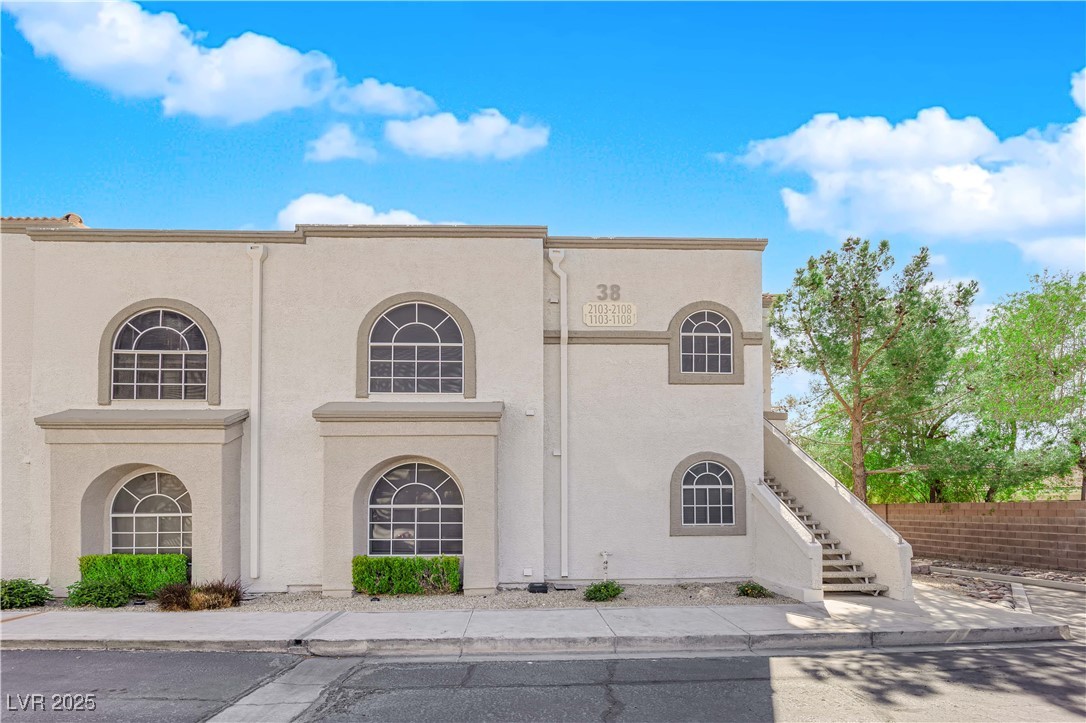 3125 North Buffalo Drive 2103