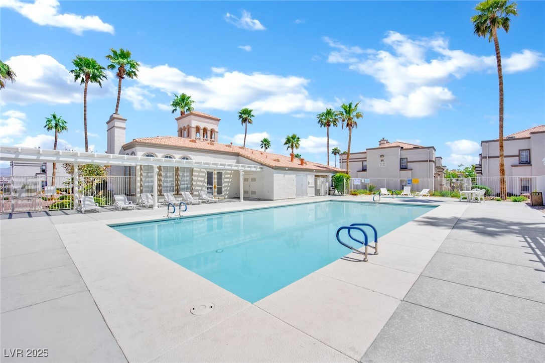 3125 North Buffalo Drive 2103