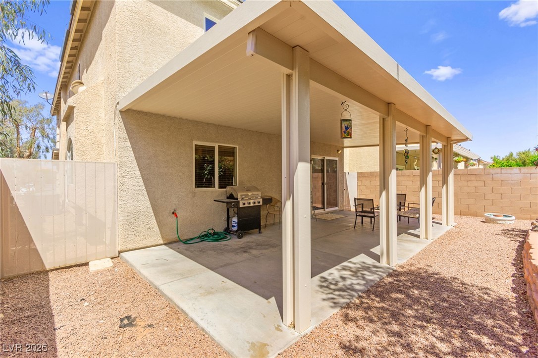 5219 Grape Leaf Avenue
