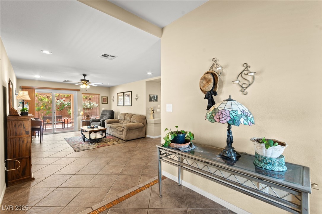 5219 Grape Leaf Avenue