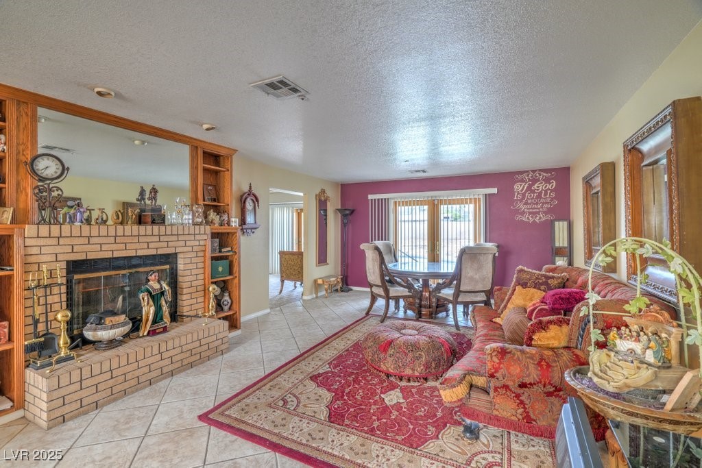 6328 Kell Lane