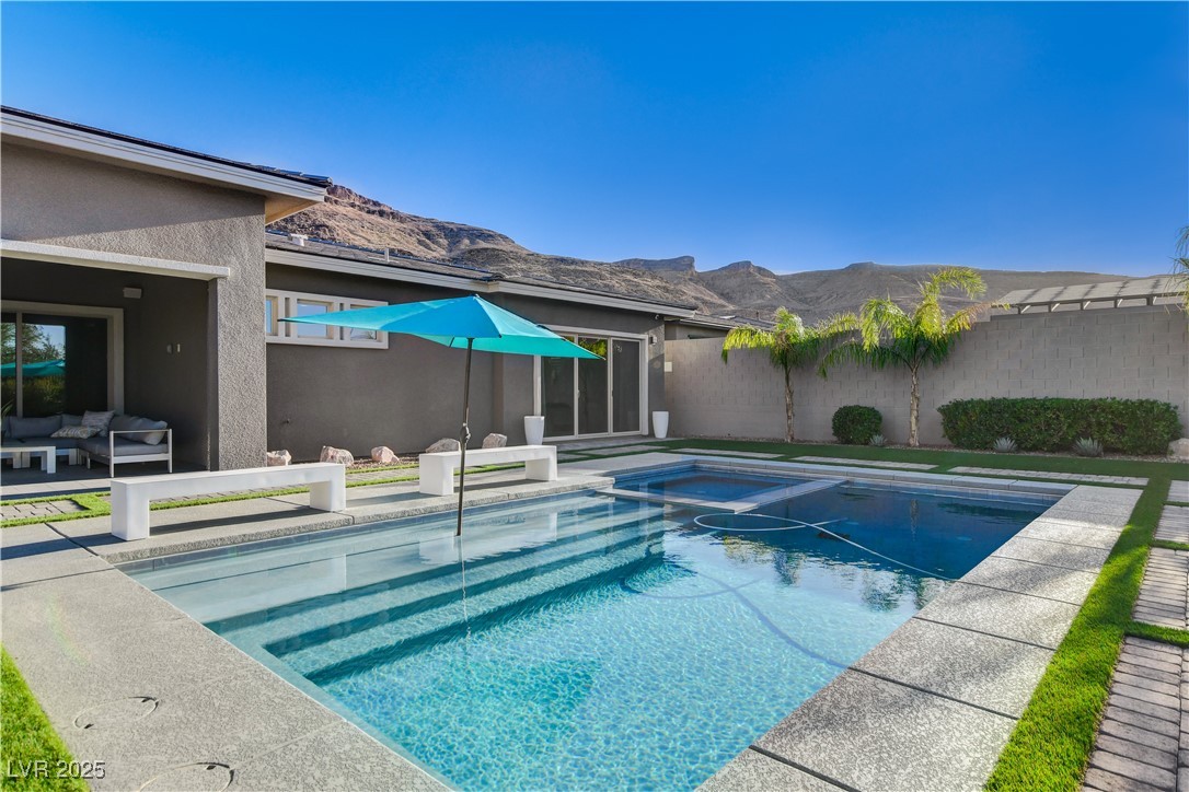 10004 Terrastone Drive