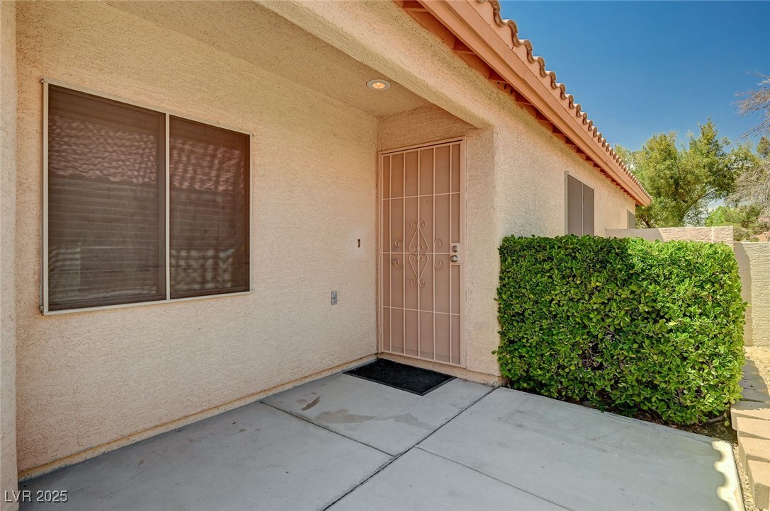 8028 Hurricane Cove Court