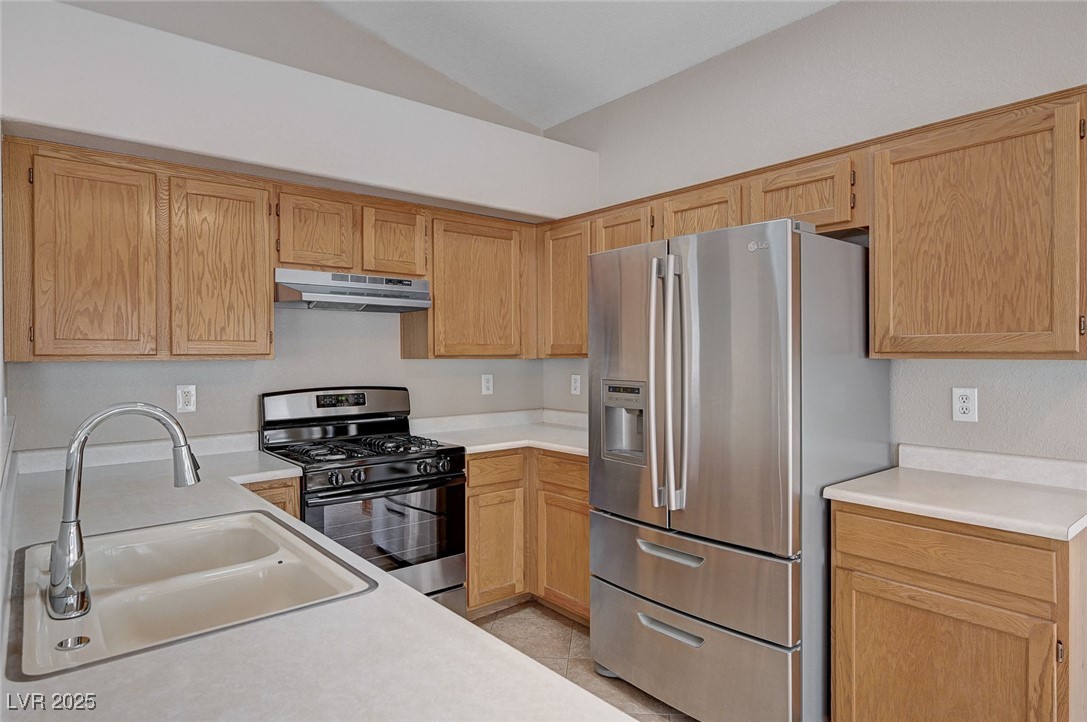 8028 Hurricane Cove Court