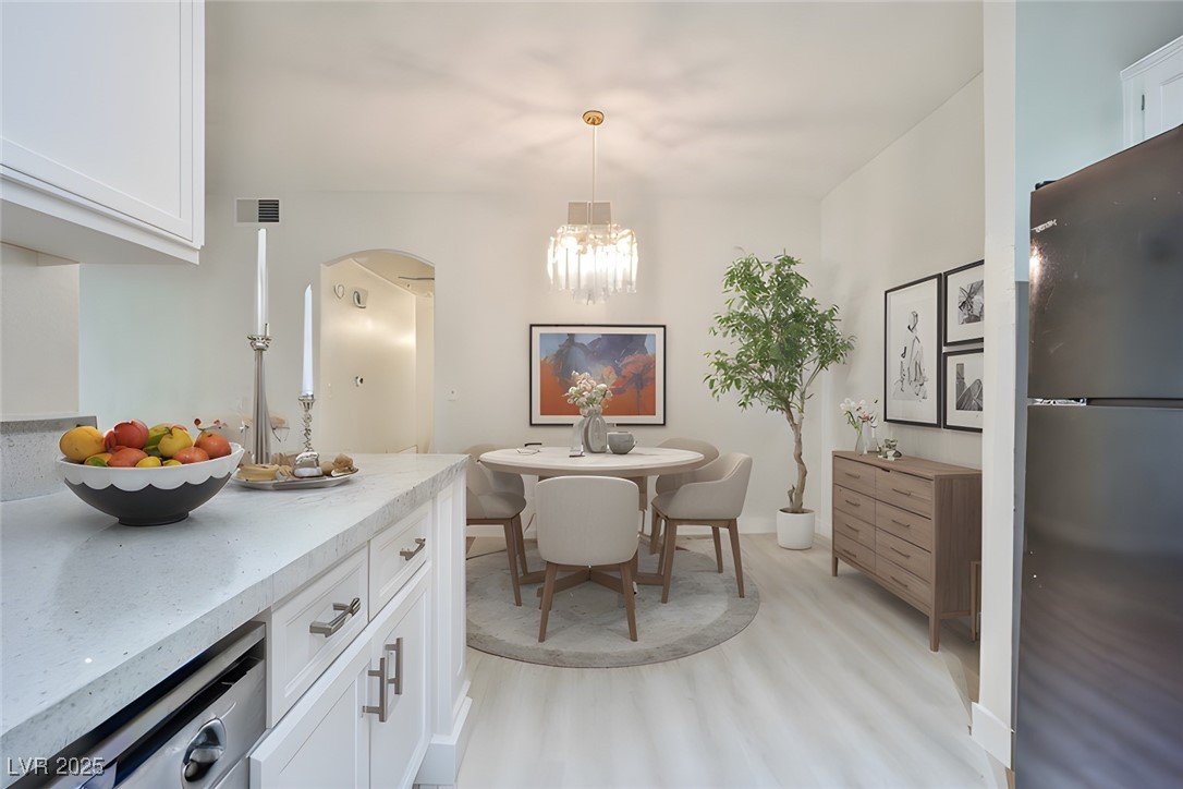 1830 North Buffalo Drive 1091