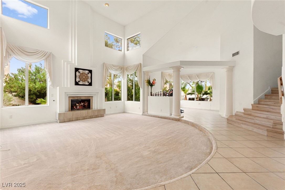8117 Horizon Lake Drive