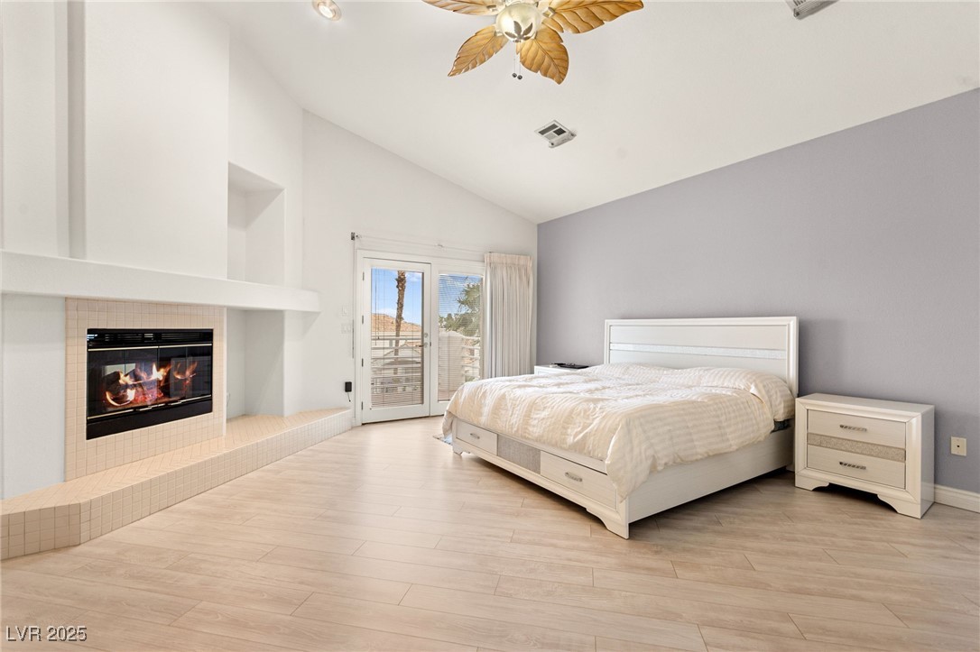 8117 Horizon Lake Drive