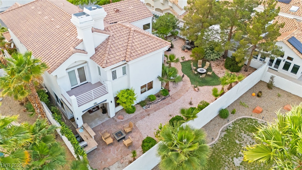 8117 Horizon Lake Drive
