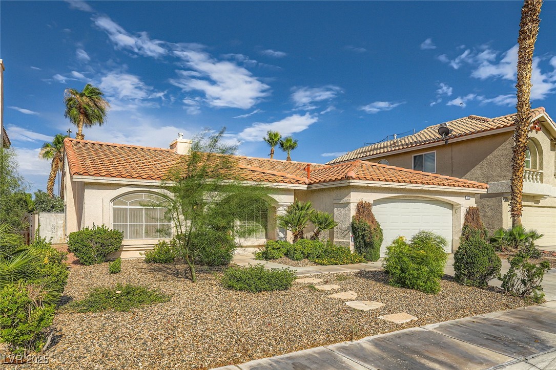 3732 Crescent Canyon Street