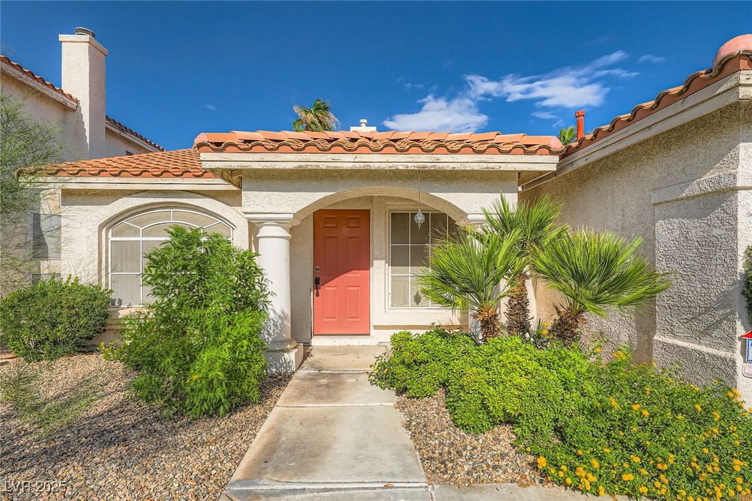 3732 Crescent Canyon Street