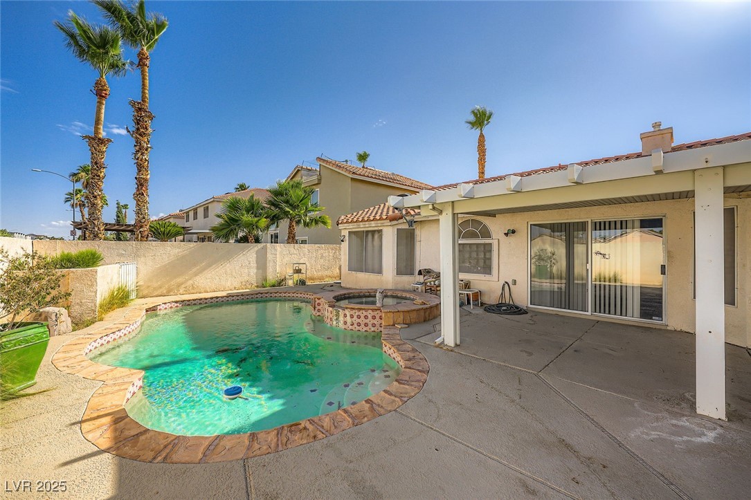 3732 Crescent Canyon Street