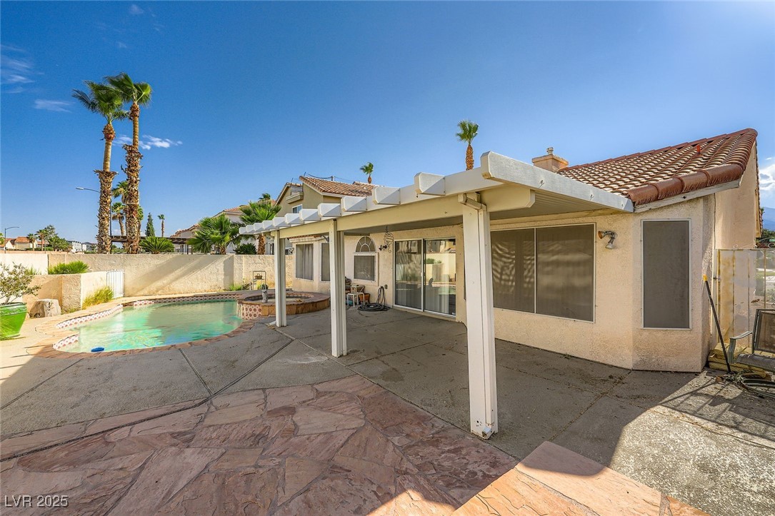 3732 Crescent Canyon Street