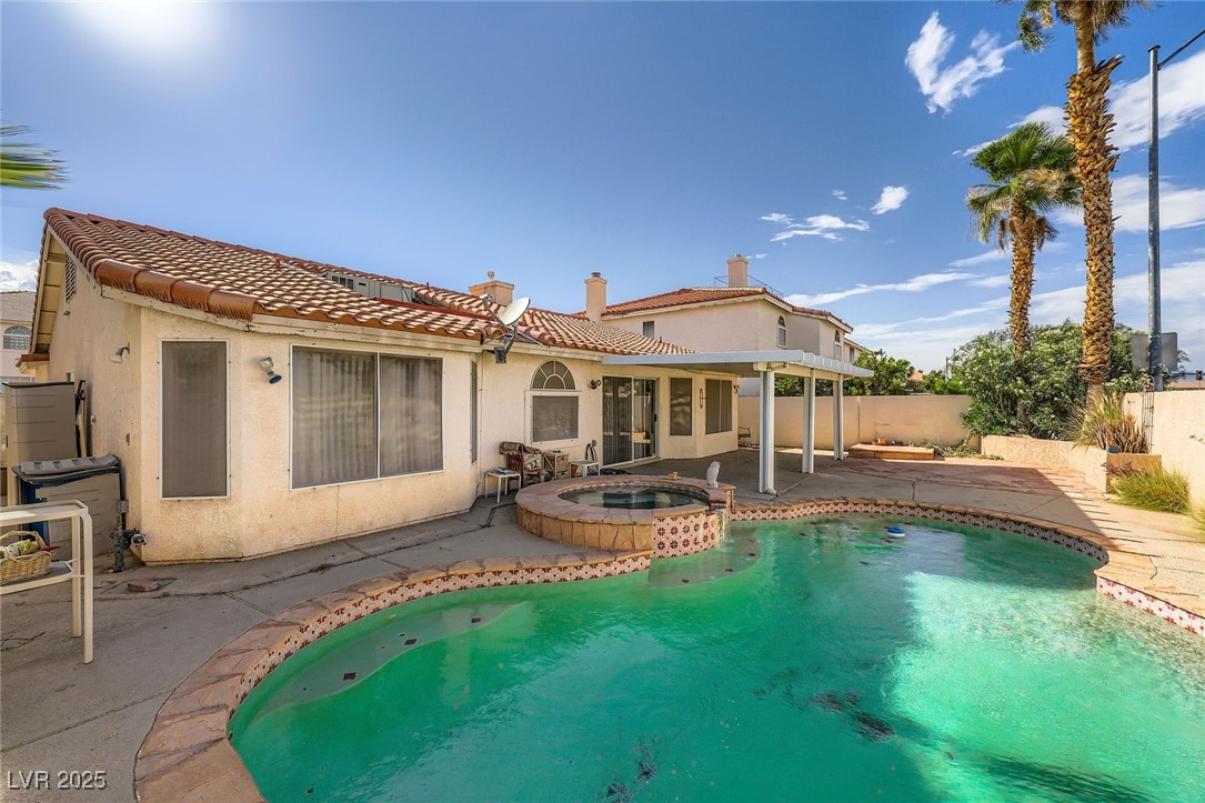 3732 Crescent Canyon Street