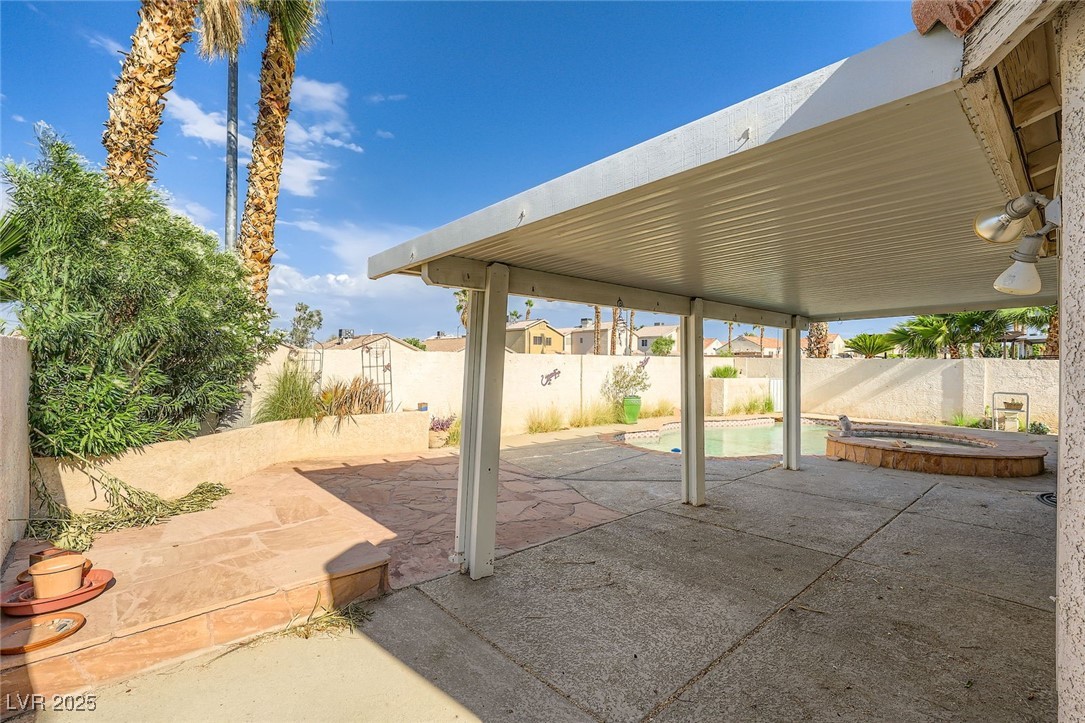 3732 Crescent Canyon Street