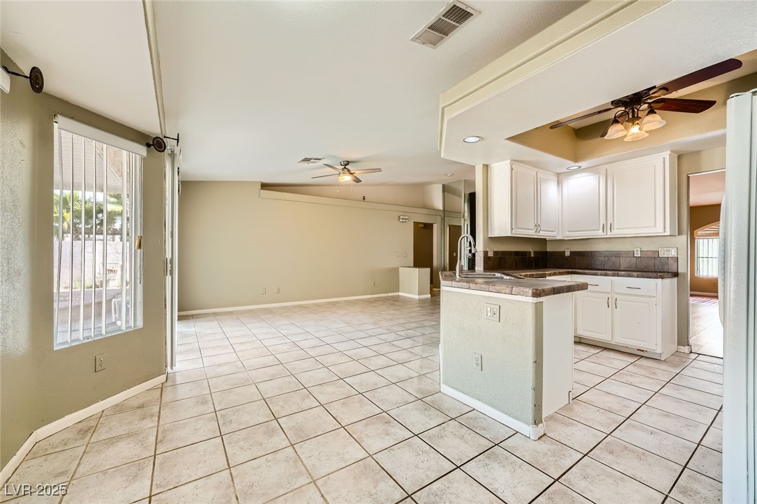3732 Crescent Canyon Street