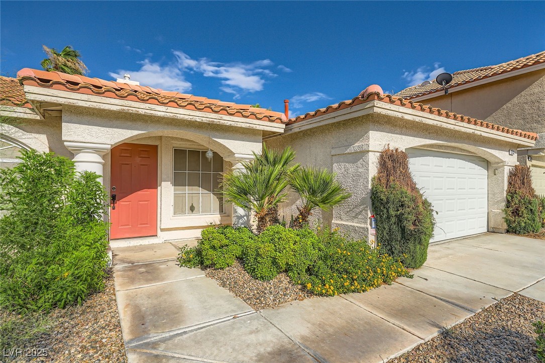 3732 Crescent Canyon Street