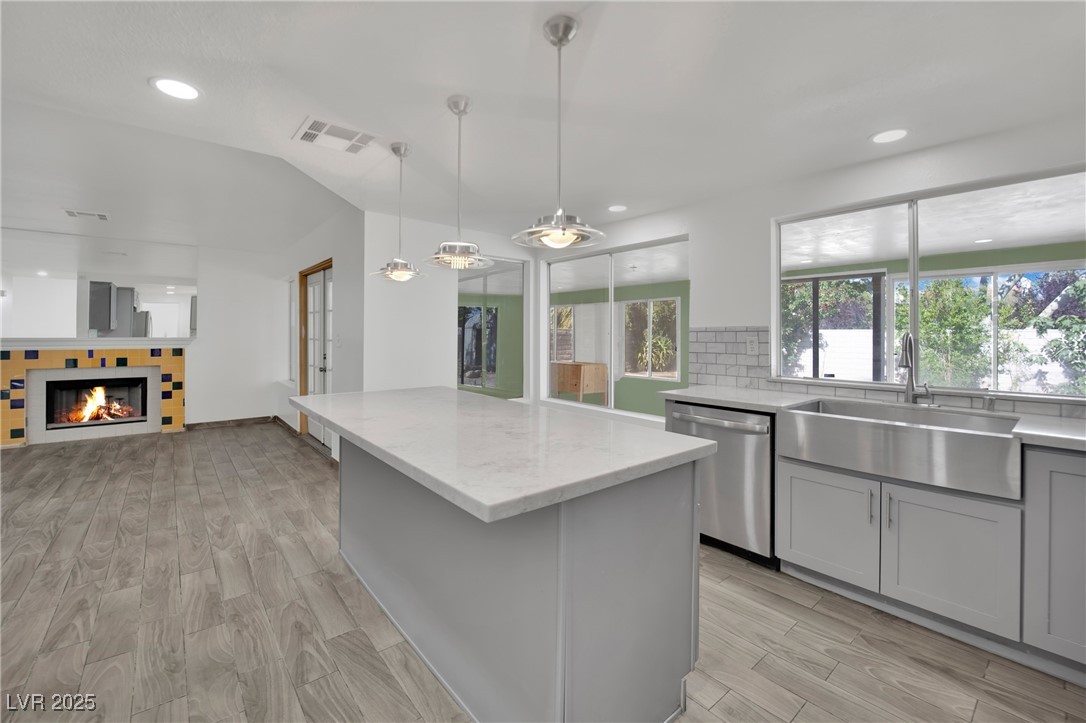 5620 Indian Ridge Drive