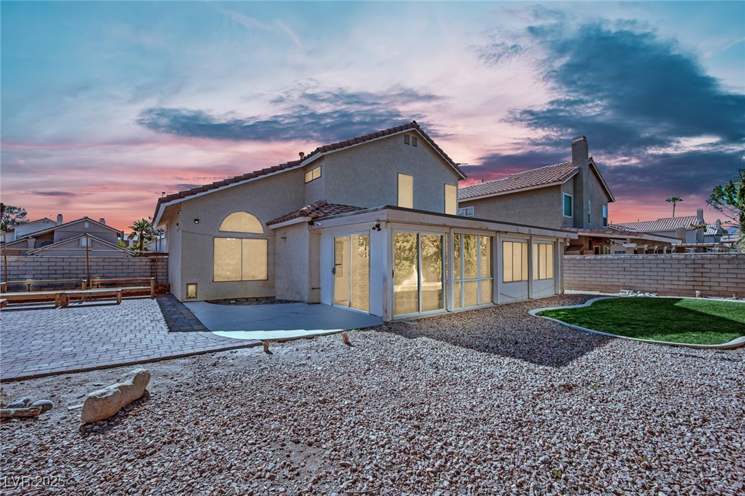 5620 Indian Ridge Drive
