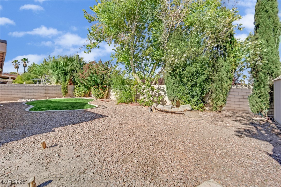 5620 Indian Ridge Drive