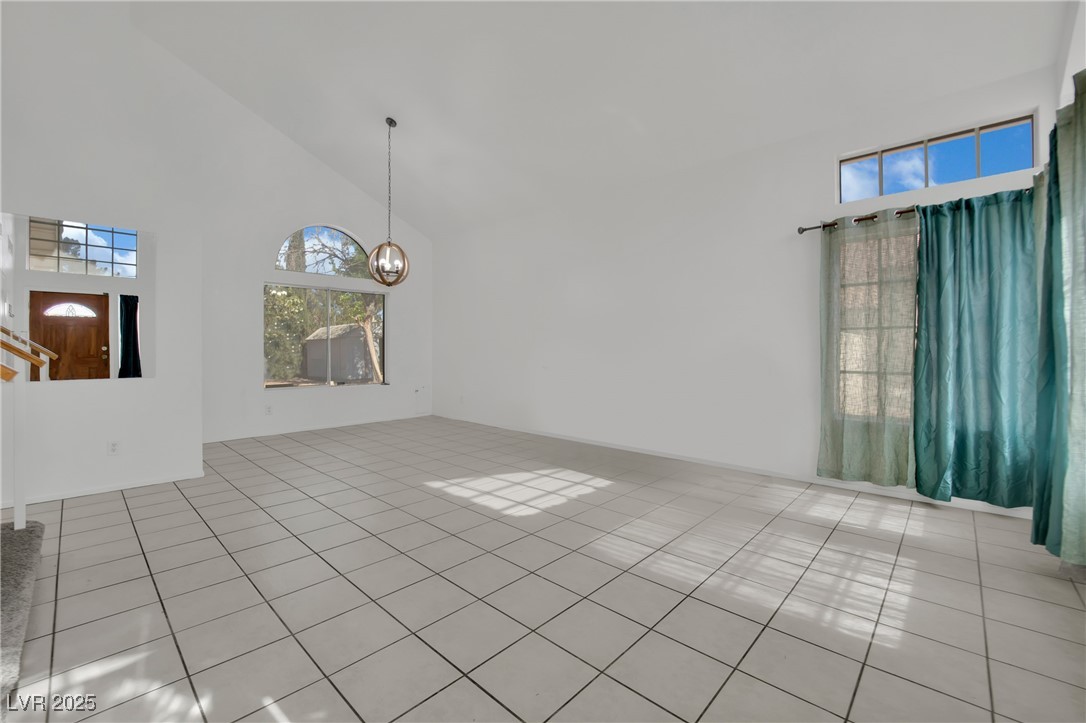 5620 Indian Ridge Drive