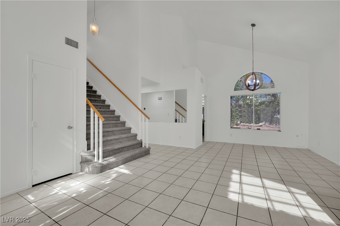 5620 Indian Ridge Drive