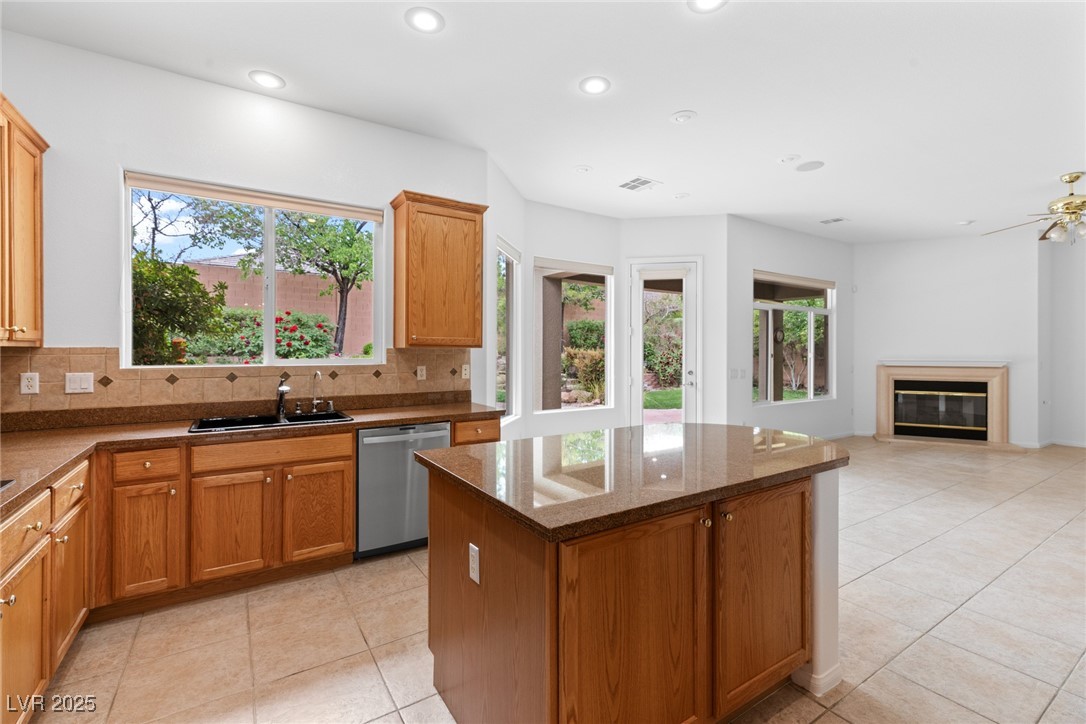 3483 French Daisy Street
