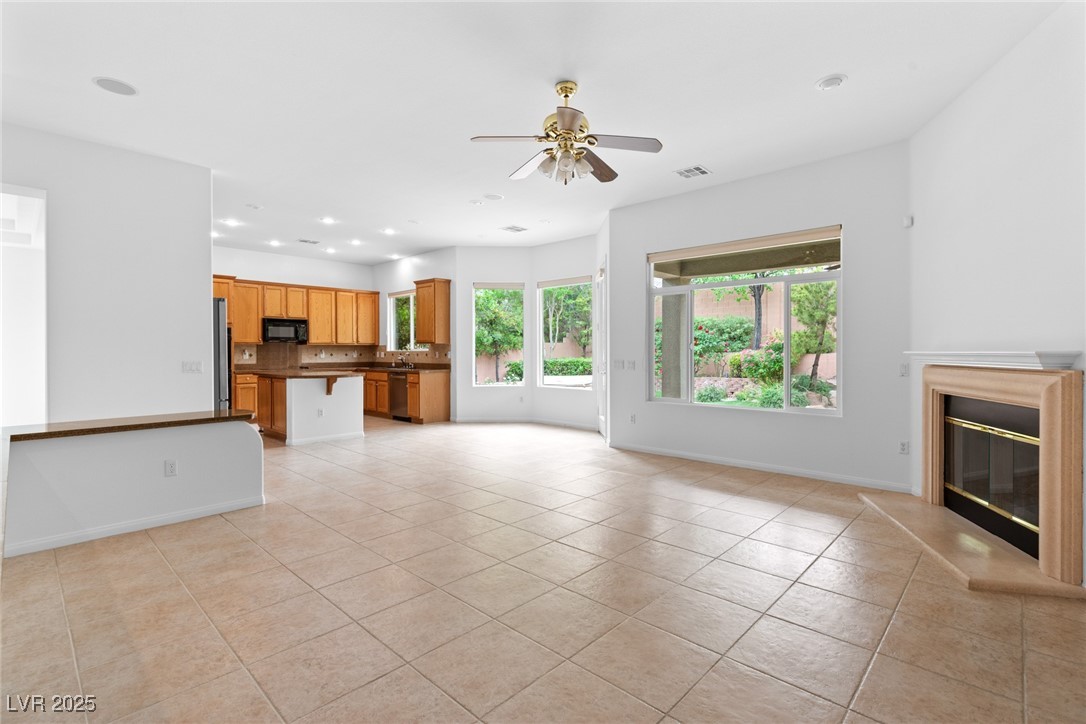 3483 French Daisy Street
