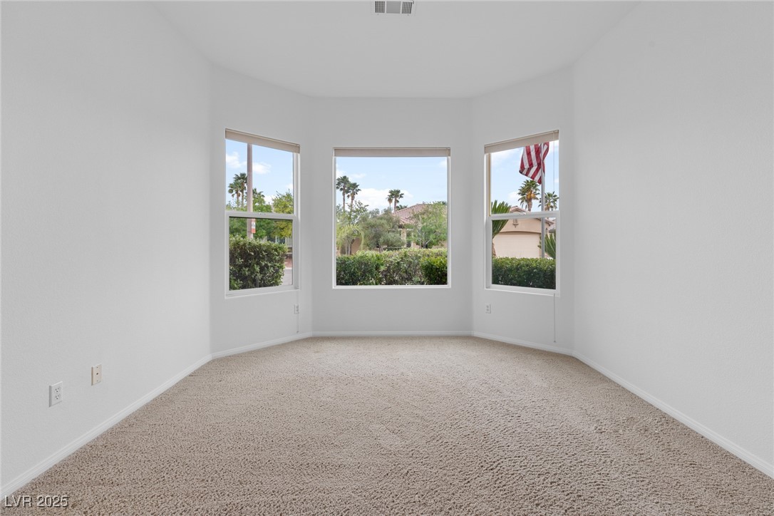 3483 French Daisy Street
