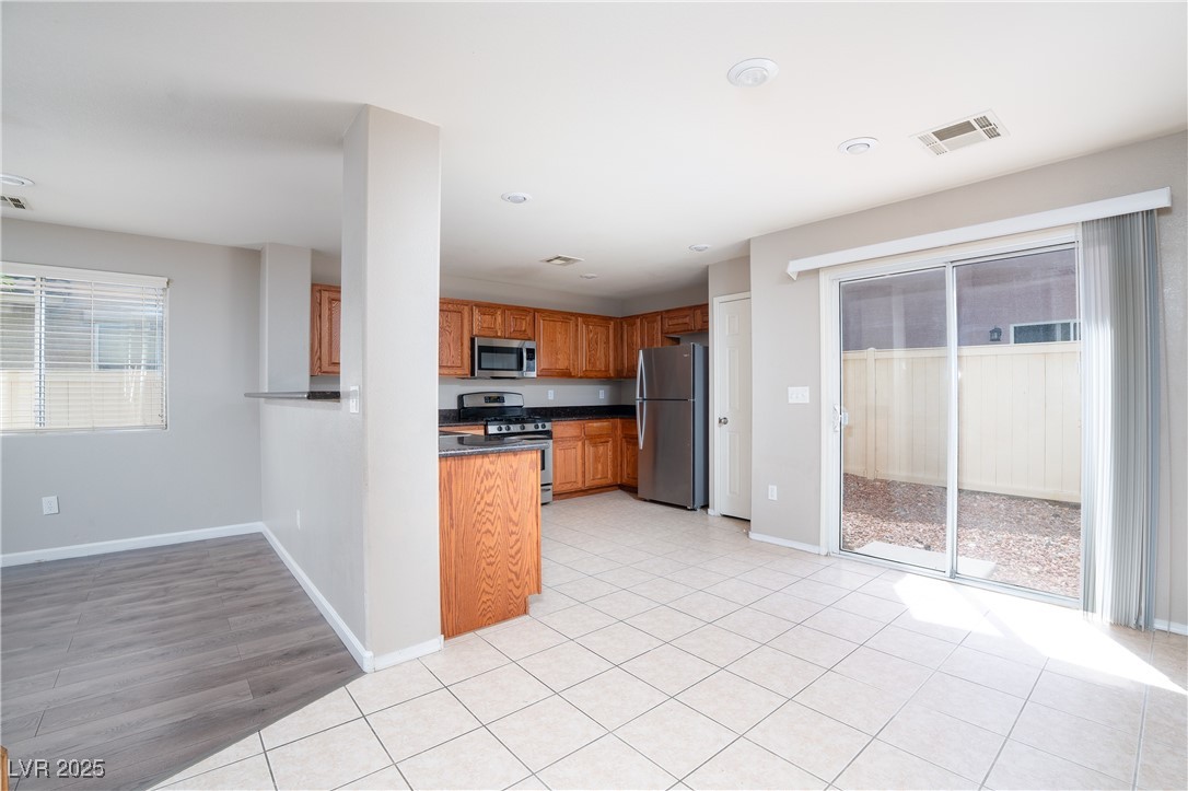 8174 Amphora Street