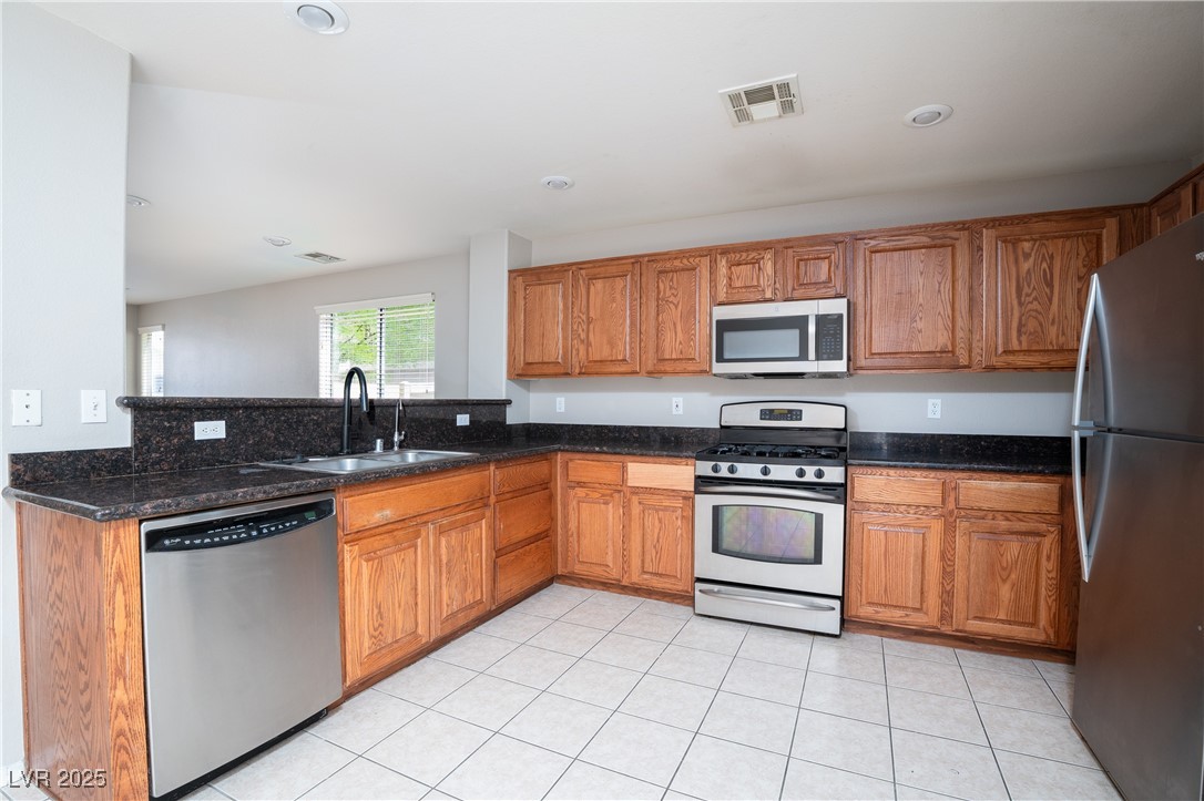 8174 Amphora Street