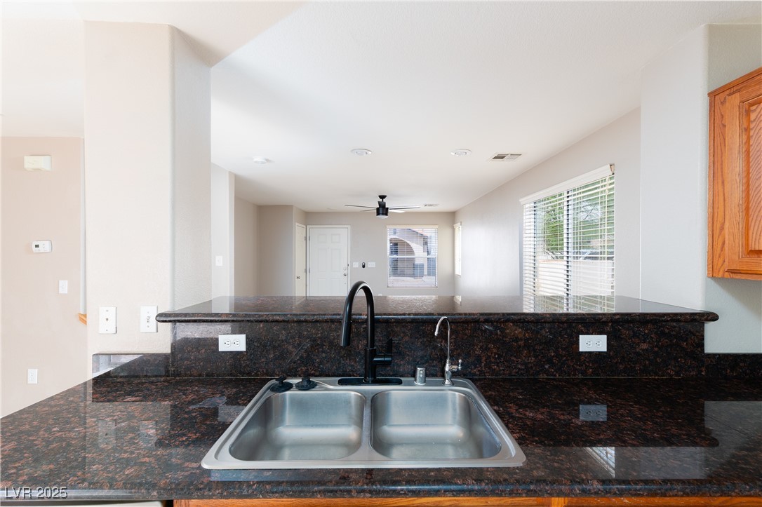 8174 Amphora Street