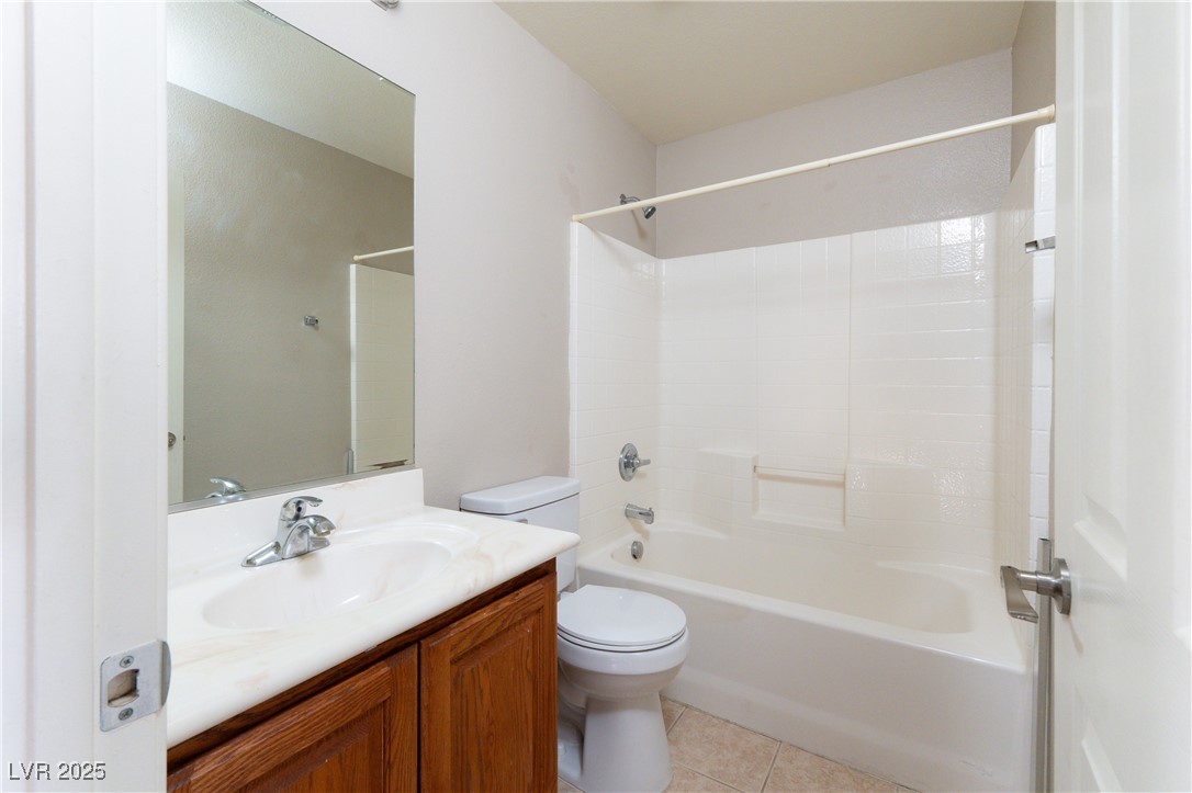 8174 Amphora Street