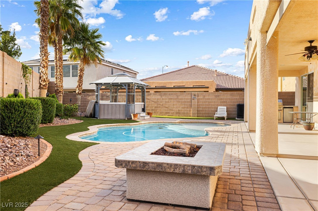 623 Blue Snow River Court