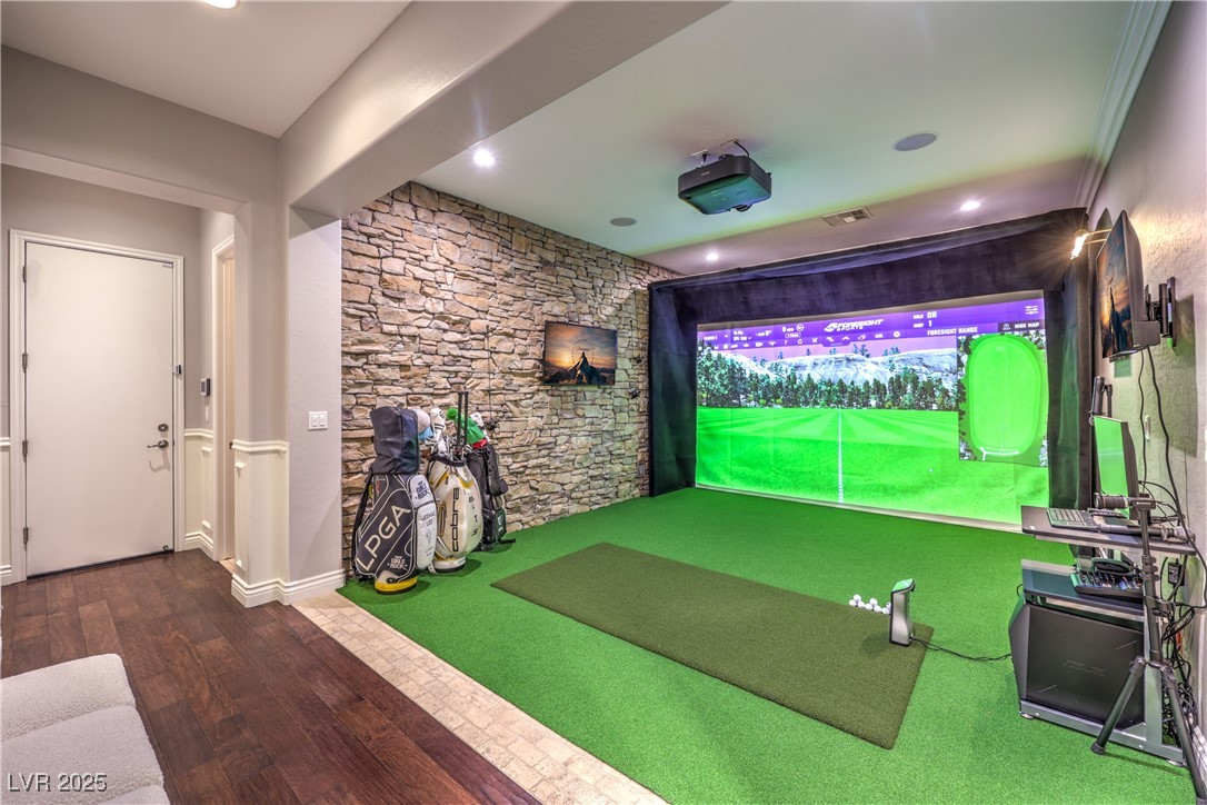 62 Grand Masters Drive